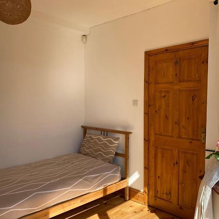 Lovely Rooms In West London Northolt (Greater London) Exterior foto