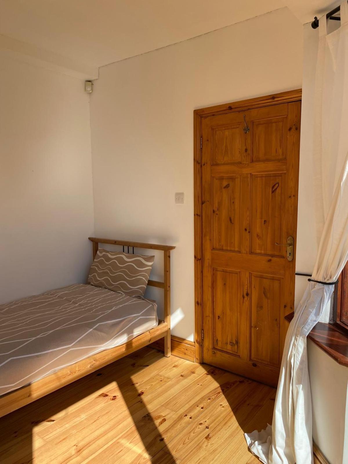 Lovely Rooms In West London Northolt (Greater London) Exterior foto